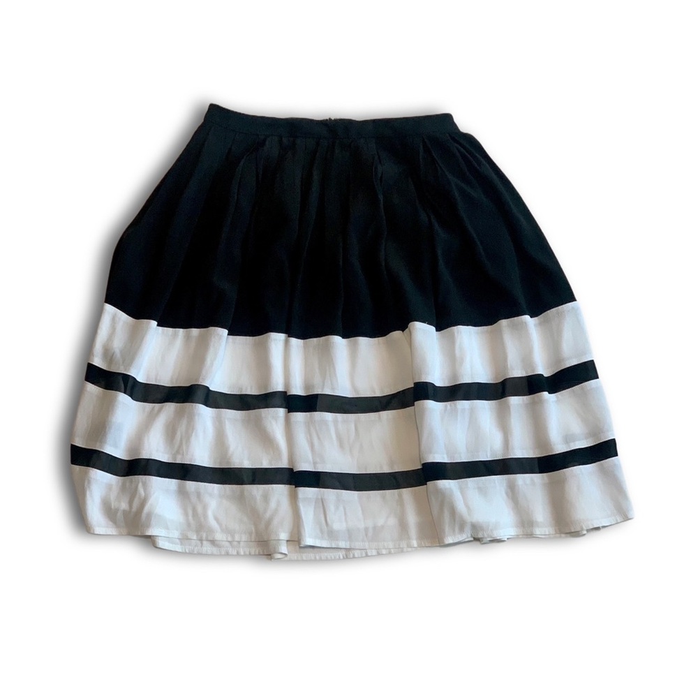 Nicole Miller Black/White Striped A-Line Skirt